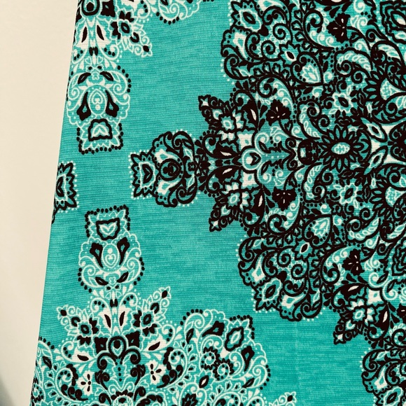 Teal and black tank, size 3X - Picture 4 of 4